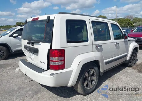 2008 Jeep Liberty Sport из США, поврежденный, VIN 1J8GP28K08W184658